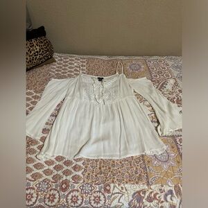 Cold shoulder peasant top